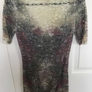 Buckle lace v-neck from day trip